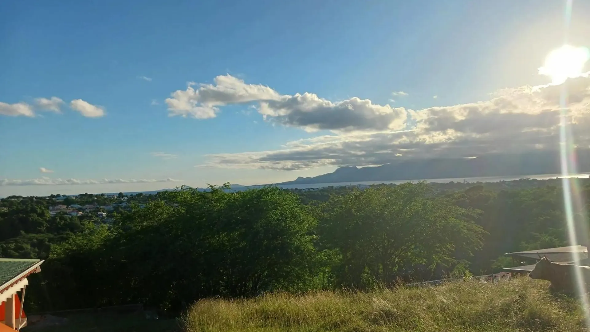 度假居 Charmante Maison De Vacances Avec Vue Sur La Mer A Le Gosier